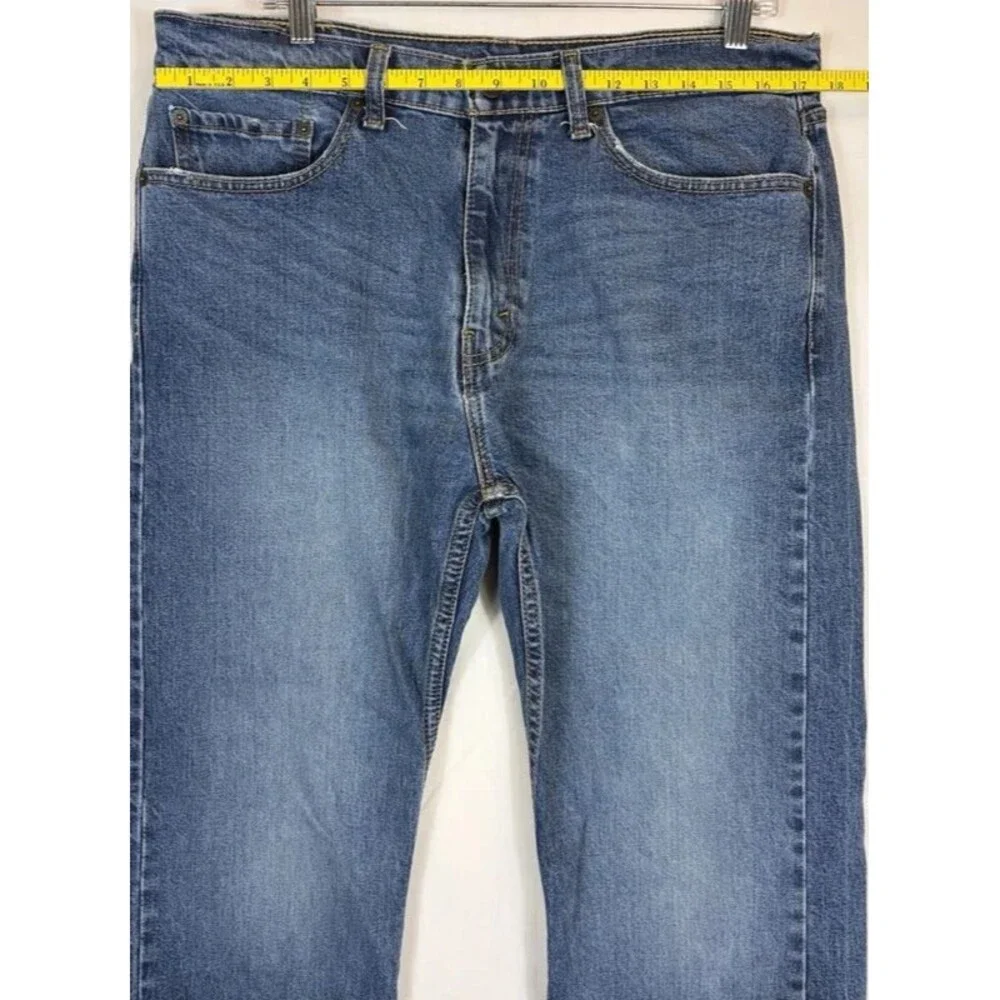 Levi’s 505 Denim Blue Jeans Medium Wash Men’s 34”x30”